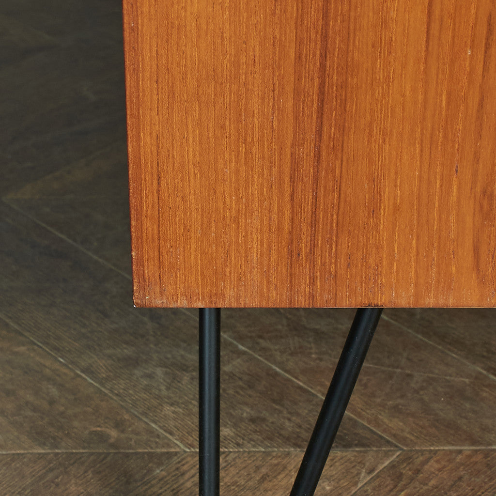 Fresco サイドキャビネット / カスタム アイアンヘアピンレッグ