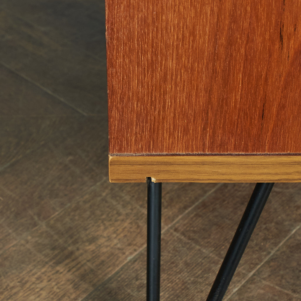 ヴィンテージ ブックシェルフ / カスタム アイアンヘアピンレッグ