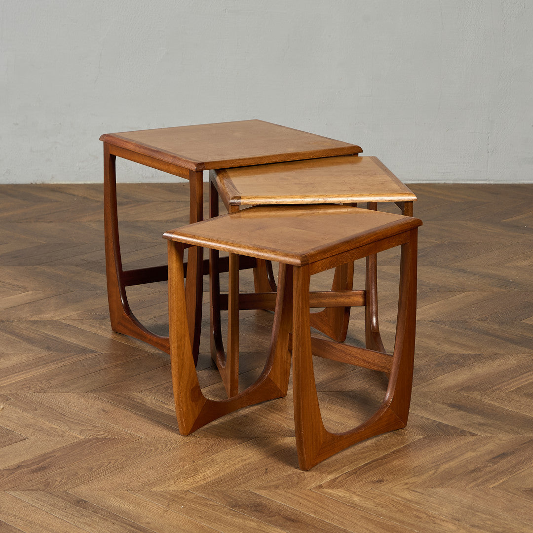 SUNELM ヴィンテージ ネストテーブル