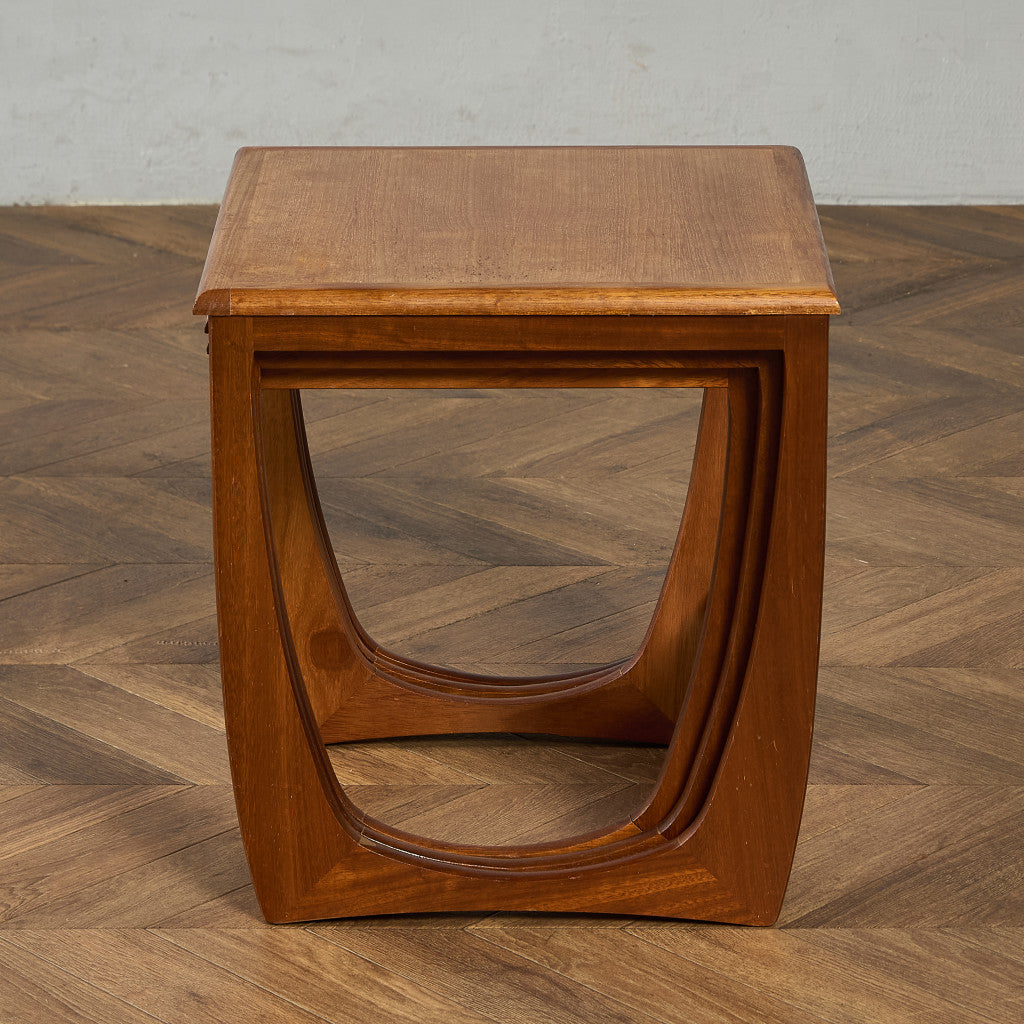 SUNELM ヴィンテージ ネストテーブル