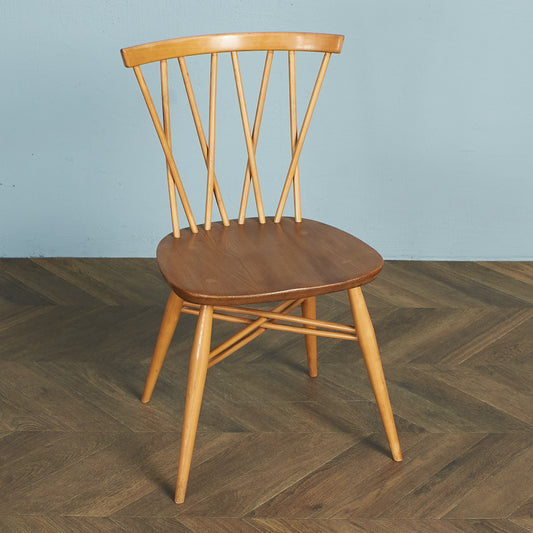 ラティスドチェア