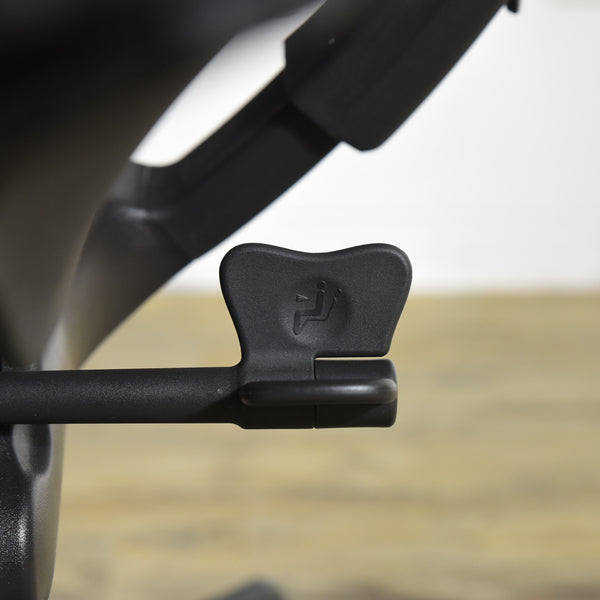 Herman Miller ミラチェア