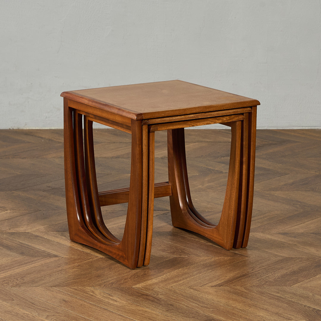 SUNELM ヴィンテージ ネストテーブル