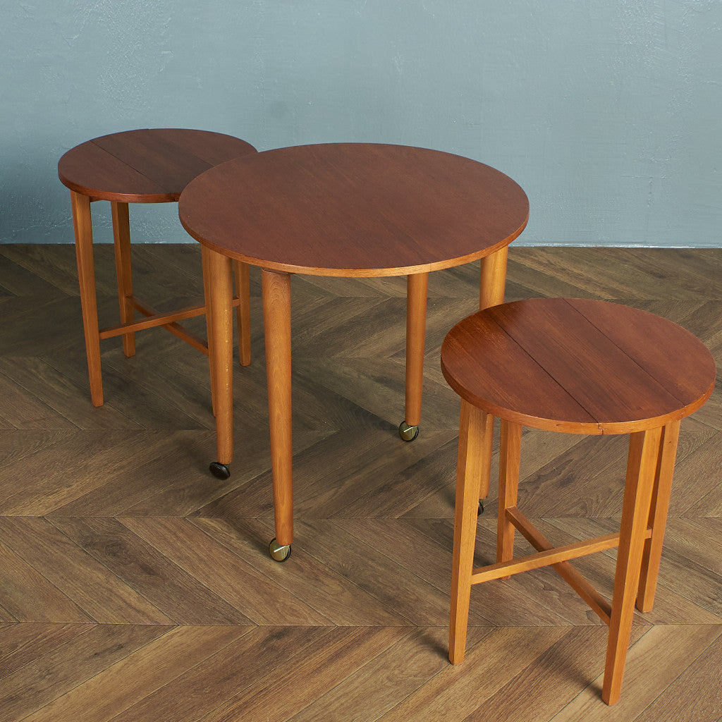67643]Novy Domov社 Poul Hundevad ネストテーブル – camori