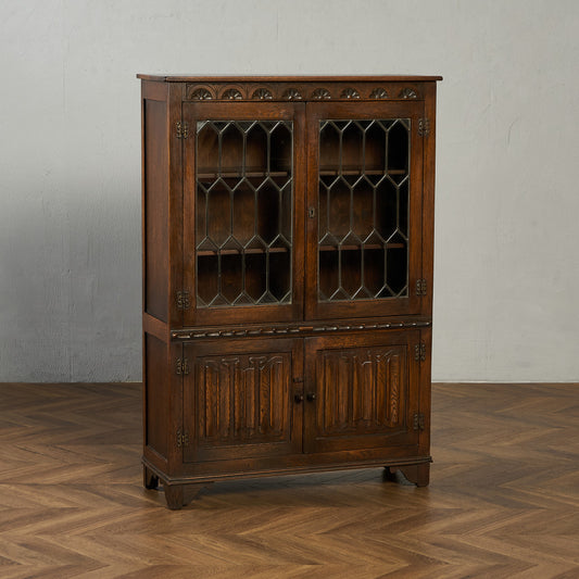 ガラス キャビネット