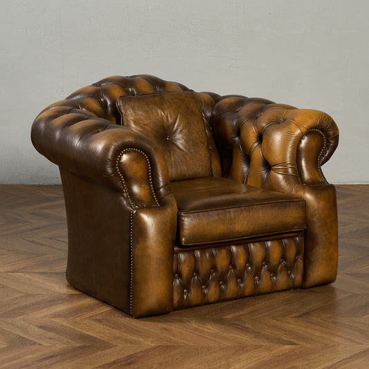 英国 クラシック チェスターフィールド ソファ