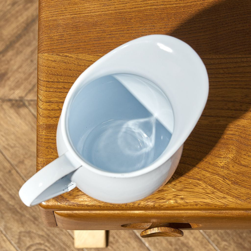 ホーローピッチャー