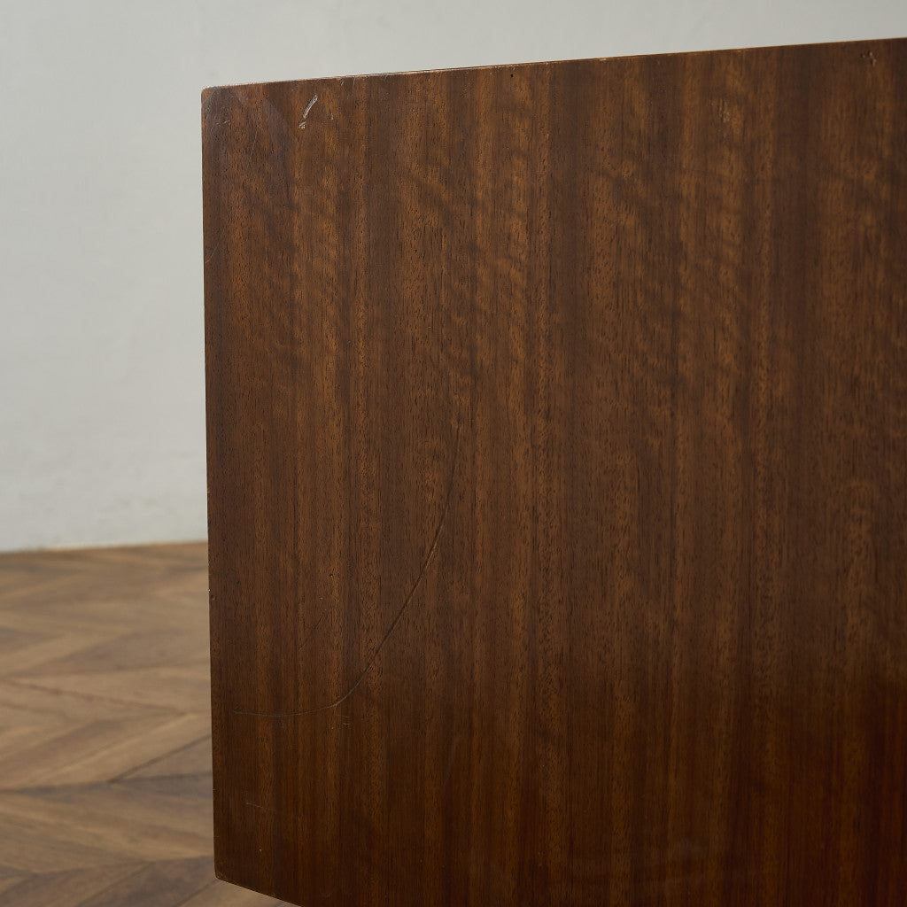 Brass-fitted Tola ヴィンテージ サイドボード (4005)