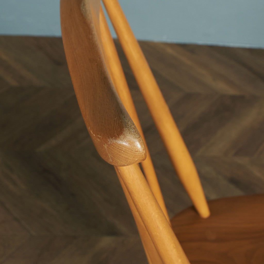 ヴィンテージ ゴールドスミスチェア / ラウンドゴールドラベル