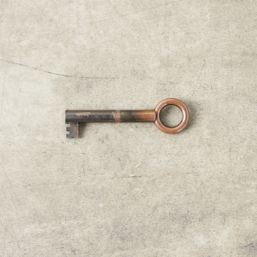 英国クラシック イチイ材 コーナーキャビネット