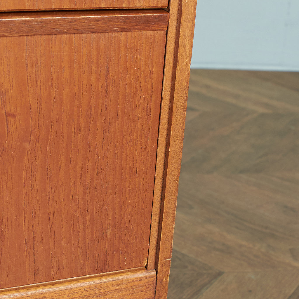 ヴィンテージ 3段チェスト