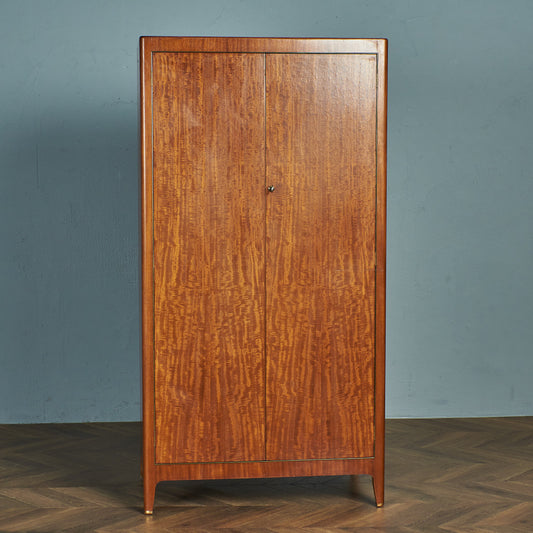 ヴィンテージ ワードローブ