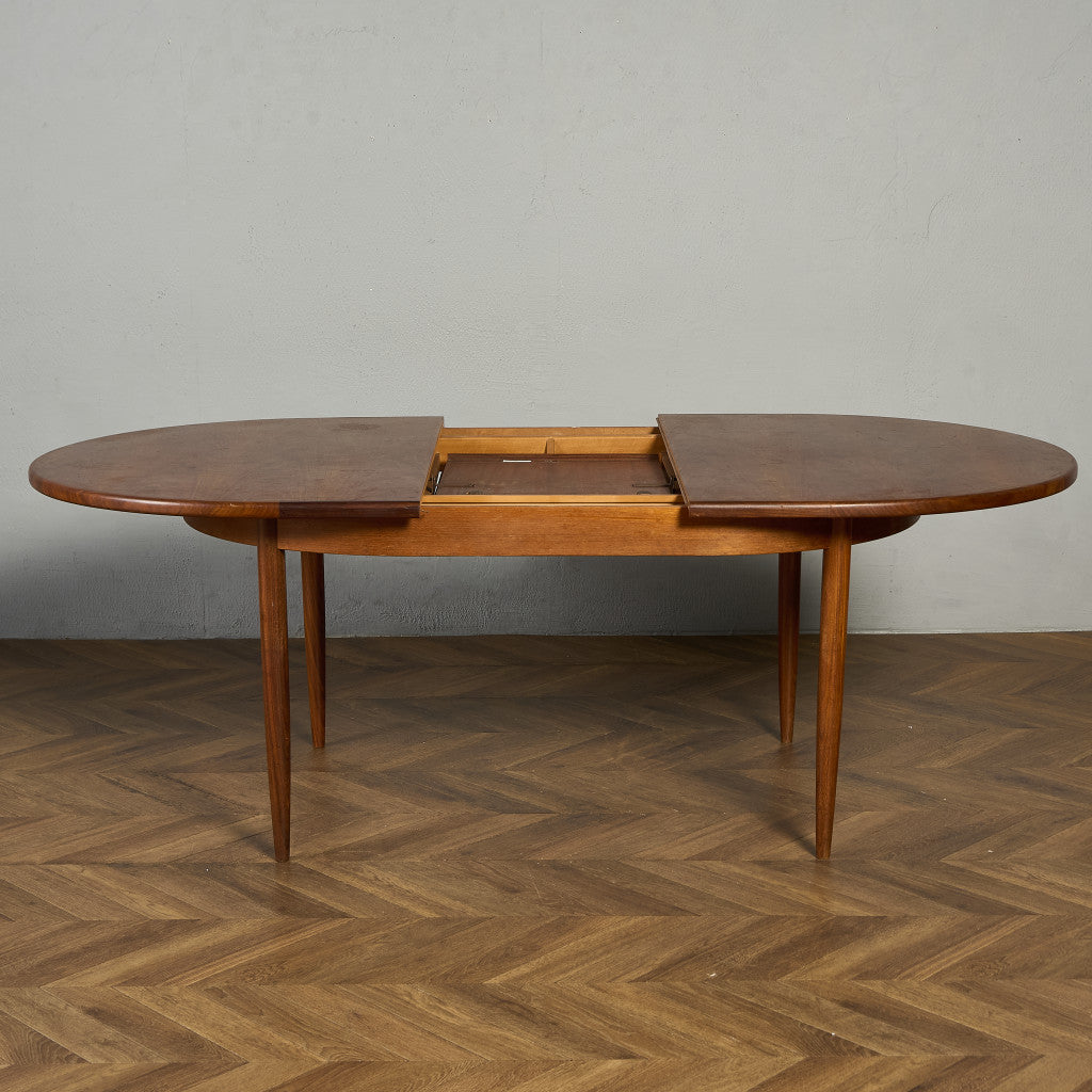 ヴィンテージ エクステンション オーバルダイニングテーブル