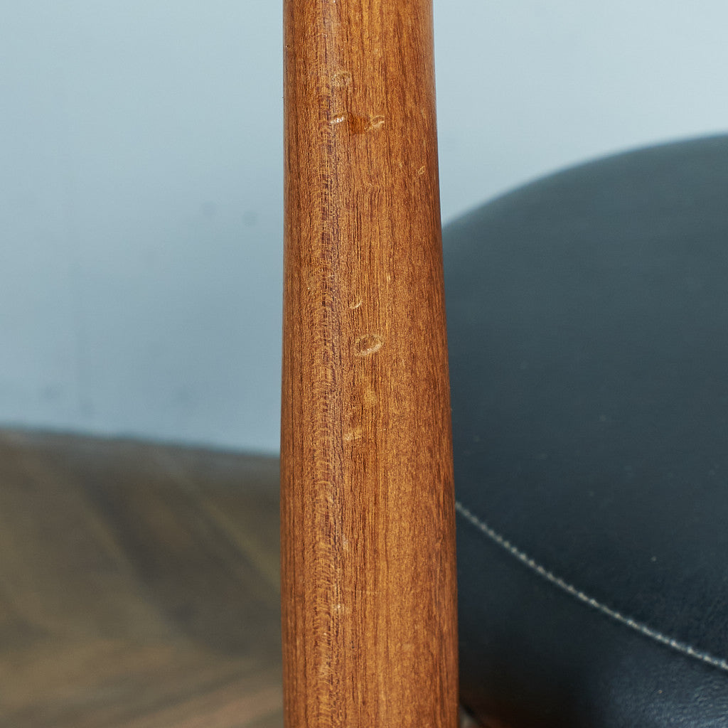 サーキュラーチェア