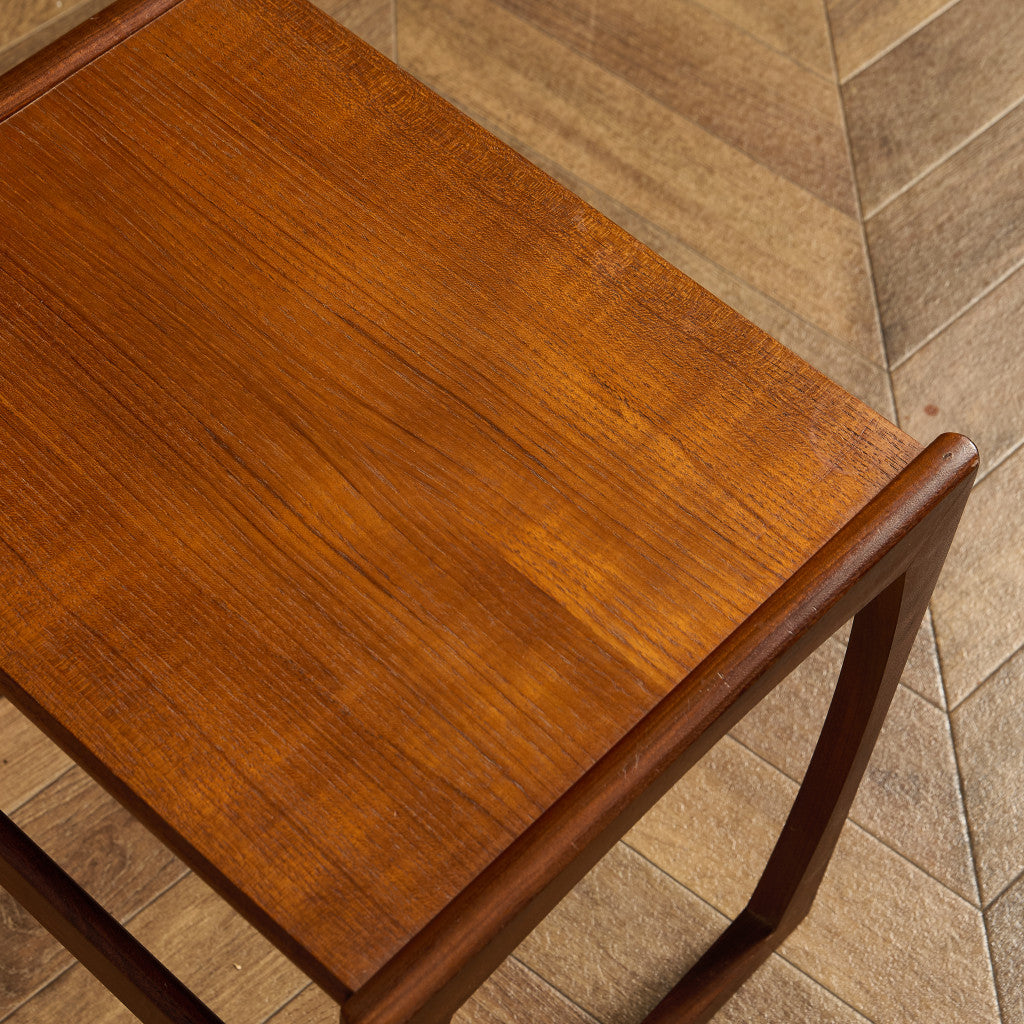 Quadrille ヴィンテージ ネストテーブル