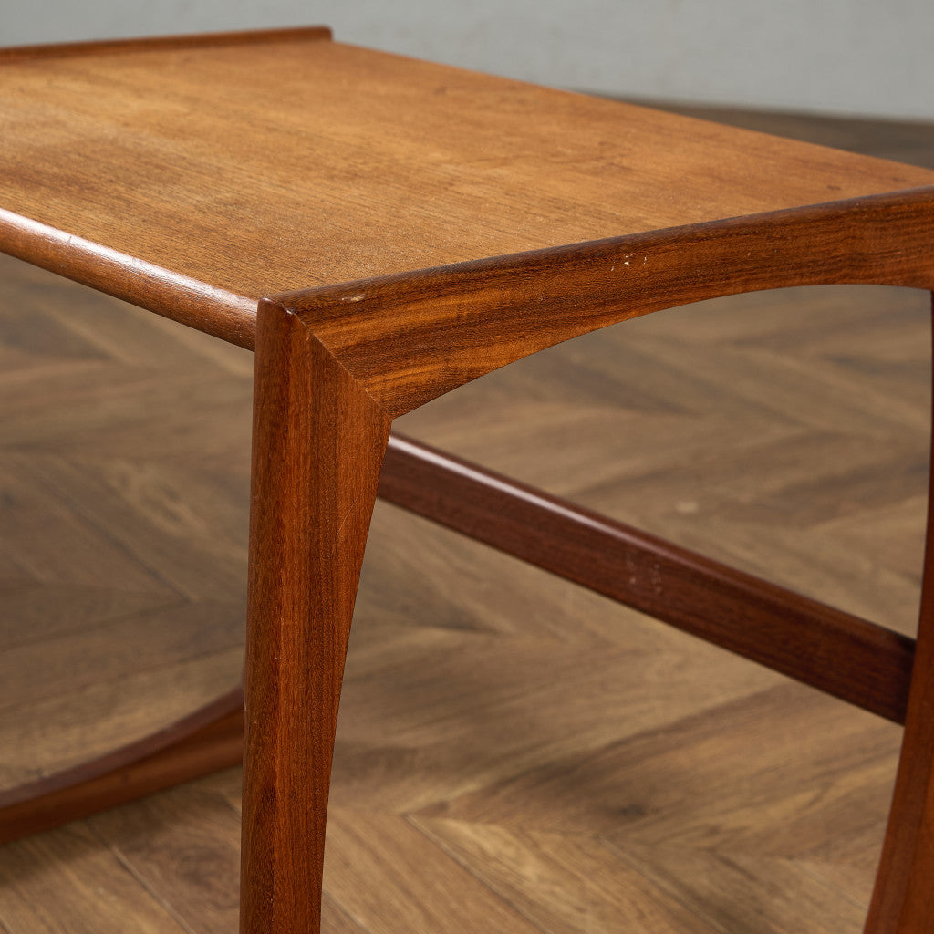 Quadrille ヴィンテージ ネストテーブル