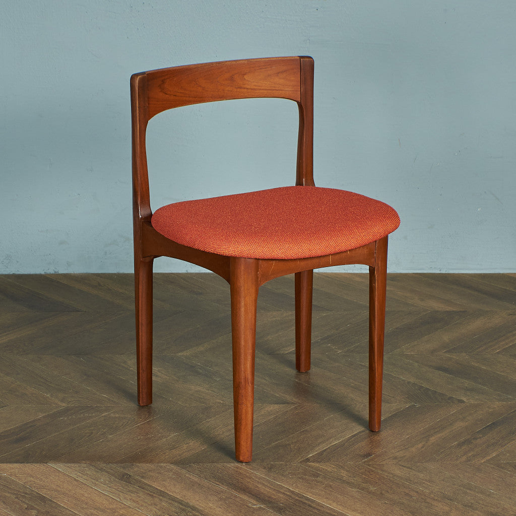 ネイサン Nathan ダイニングチェア / 座面張替え済み (LUUM) #77348 – camori ヴィンテージ家具・北欧インテリアの ...