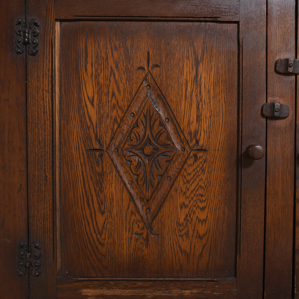 英国製 アンティーク ウェルシュドレッサー