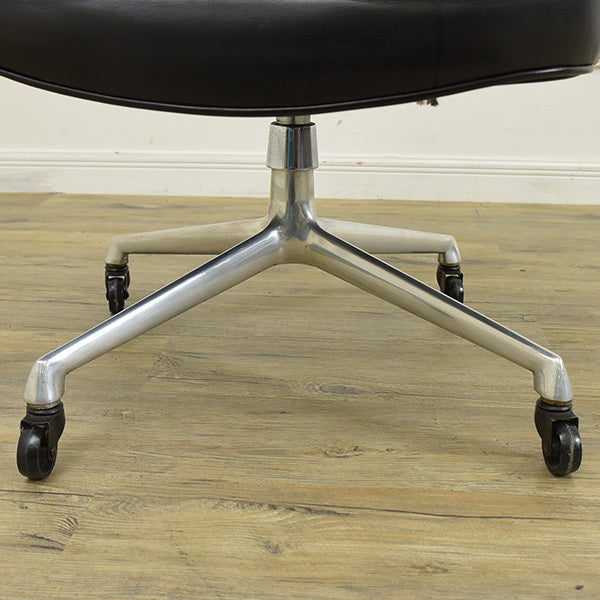 イームズ タイムライフチェア