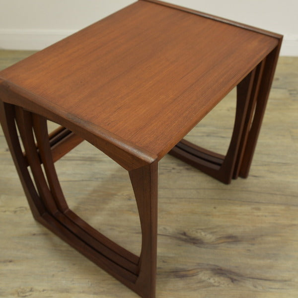 G-Plan Quadrille ネストテーブル