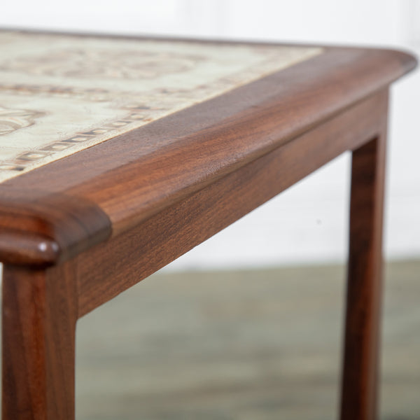 Astro セラミックタイルトップ ネストテーブル (3651D)