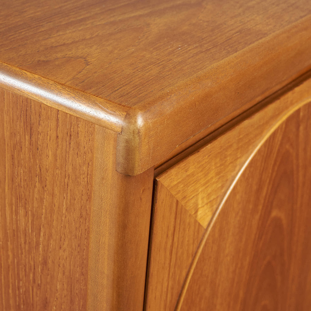 ヴィンテージ サークルサイドボード