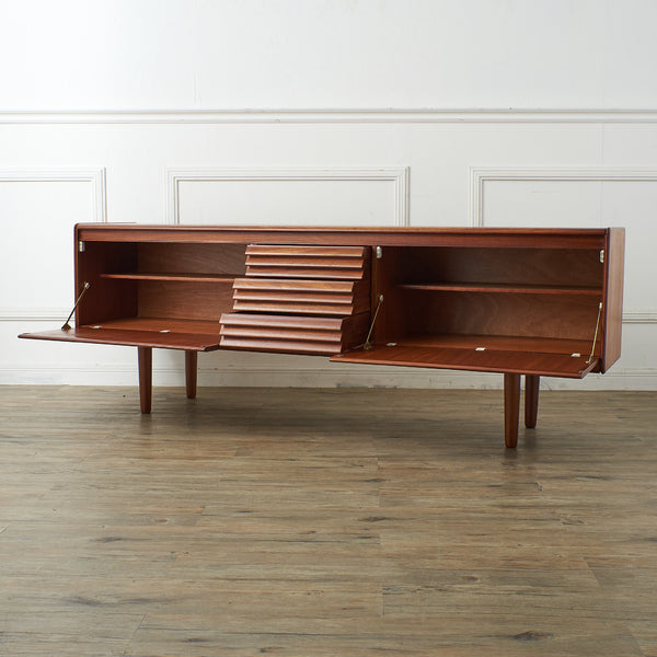 White&Newton ヴィンテージ サイドボード