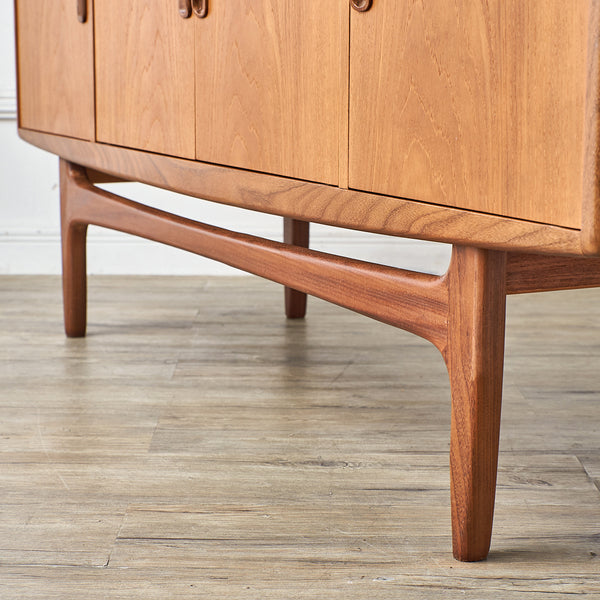 Fresco 脚付きサイドボード(4072)