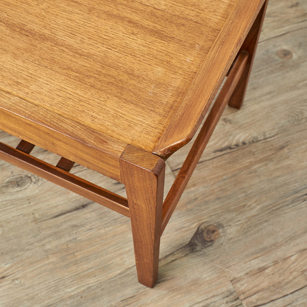 スライディングトップ コーヒーテーブル