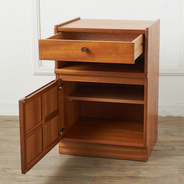 ヴィンテージ スモールキャビネット