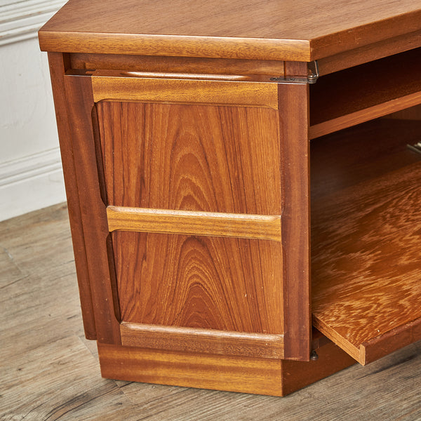 ヴィンテージ コーナー AVボード