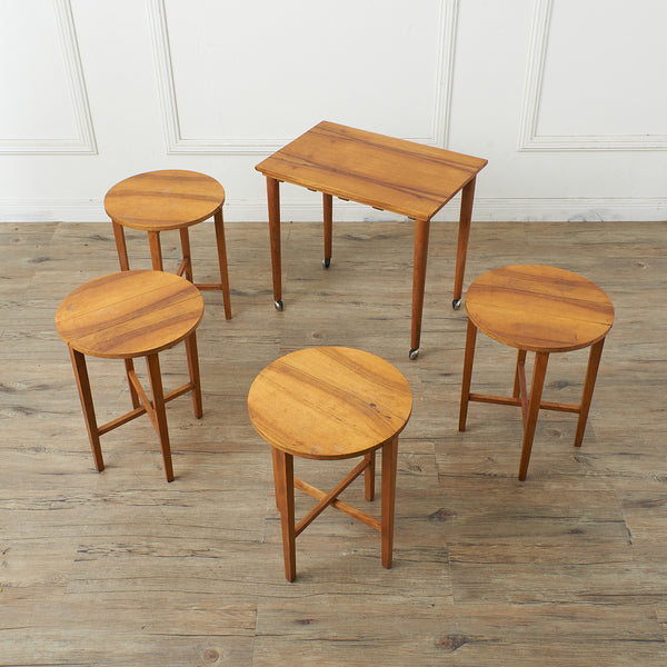 Poul Hundevad ネストテーブル