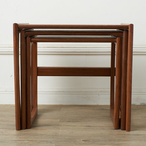 Quadrille ネストテーブル