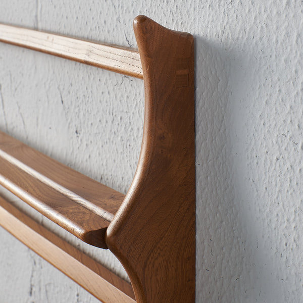 ヴィンテージ ウォールラック(Wall Mounted Plate Rack model 268)