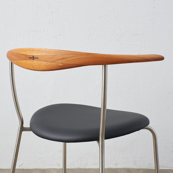 pp701 アームチェア (マホガニー・オイル仕上げ)