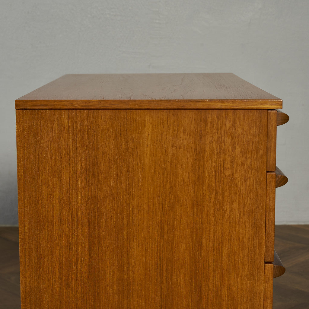 ヴィンテージ 4段 チェスト