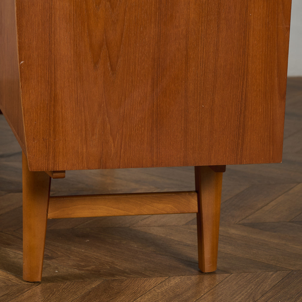 ヴィンテージ ハイ サイドボード