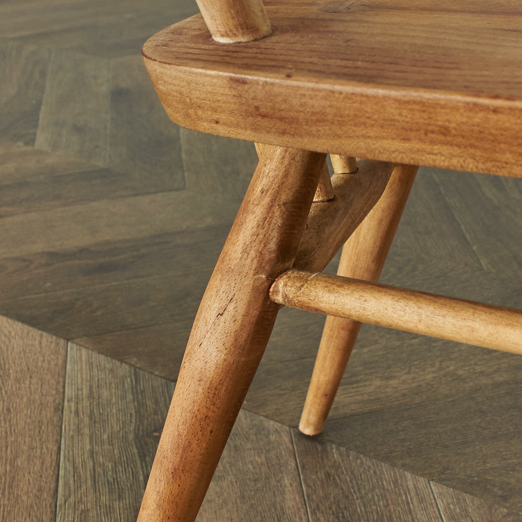 スティックバックチェア