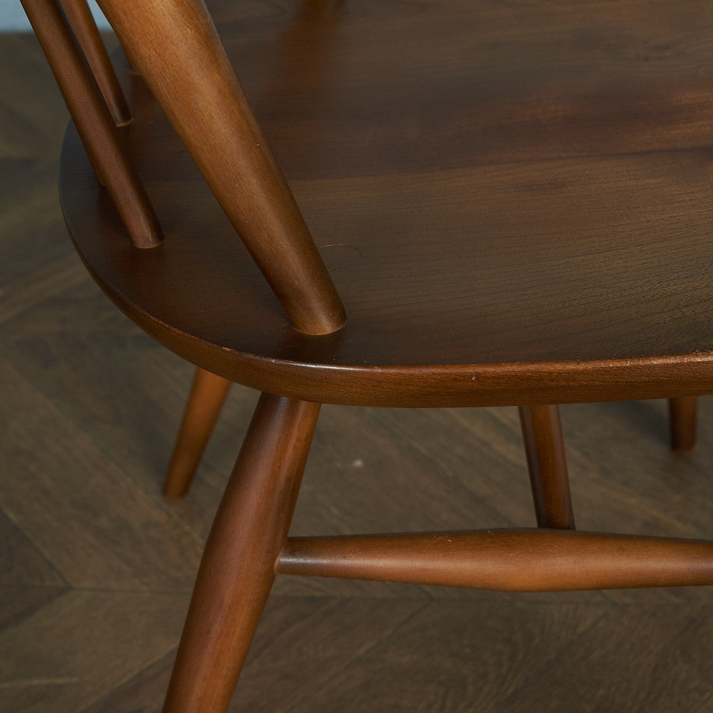 ERCOL Vintage Goldsmith Chair / Round Gold Label #64959