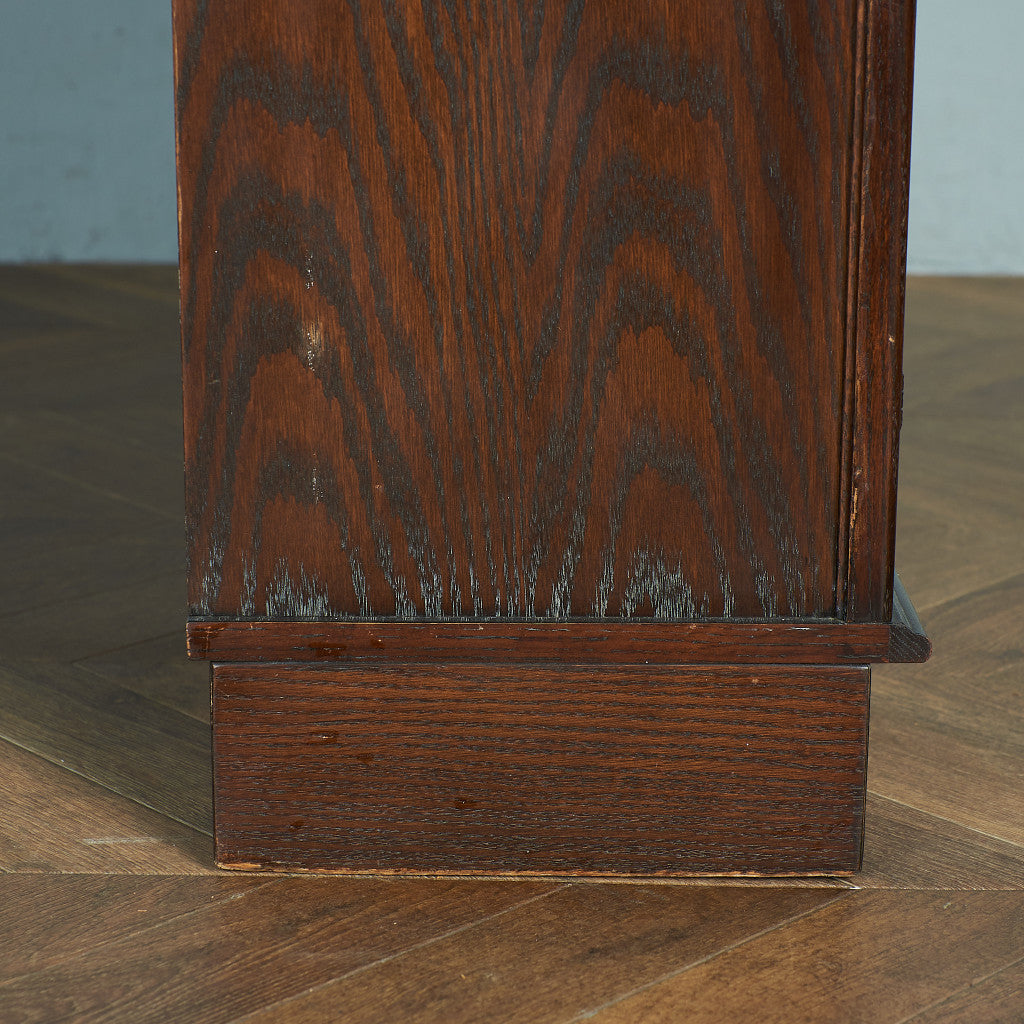 英国クラシック キャビネット