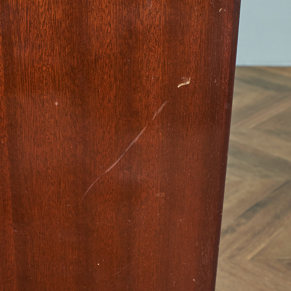 英国クラシック ウォールナット サイドボード