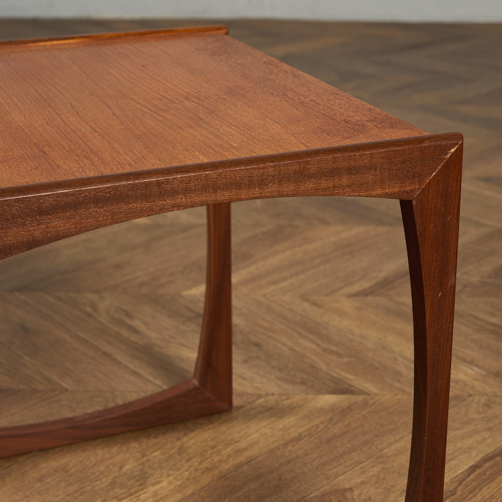 Quadrille ヴィンテージ ネストテーブル