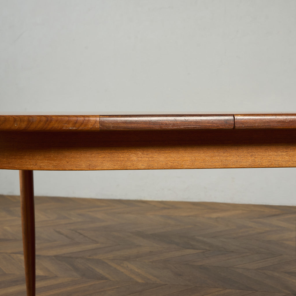 ヴィンテージ エクステンション オーバルダイニングテーブル