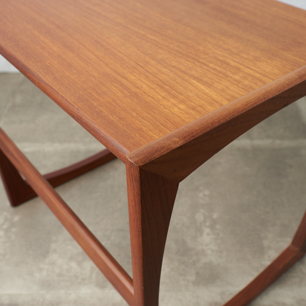 Quadrille ヴィンテージ ネストテーブル