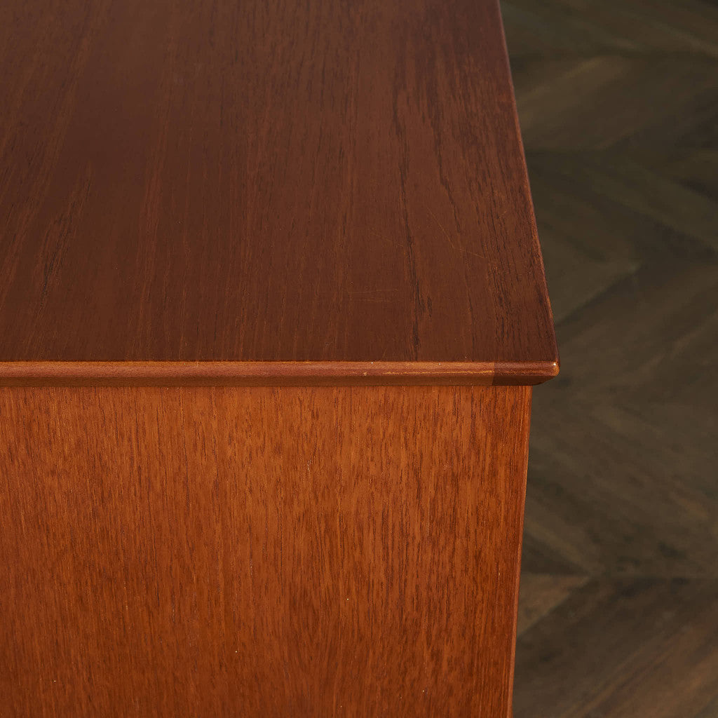 Jentique Vintage Sideboard #83904