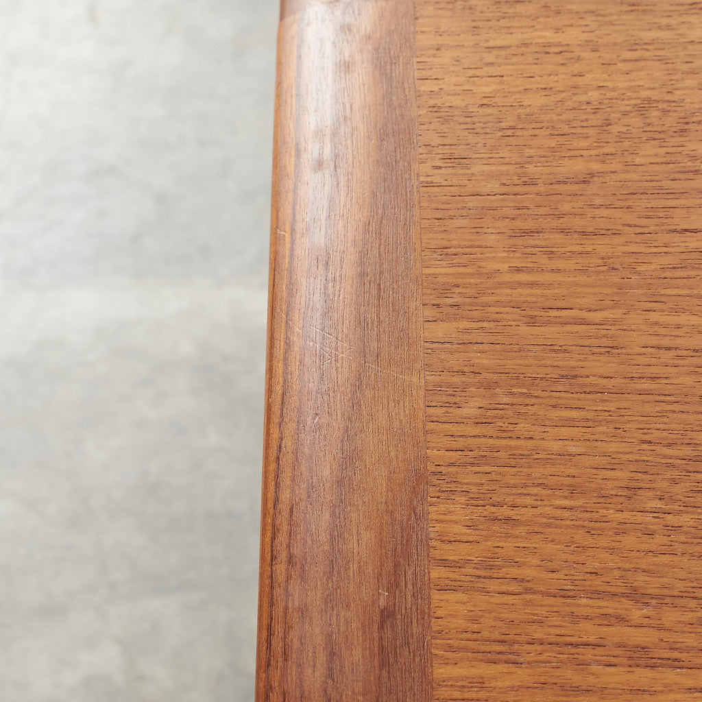 Astro ネストコーヒーテーブル