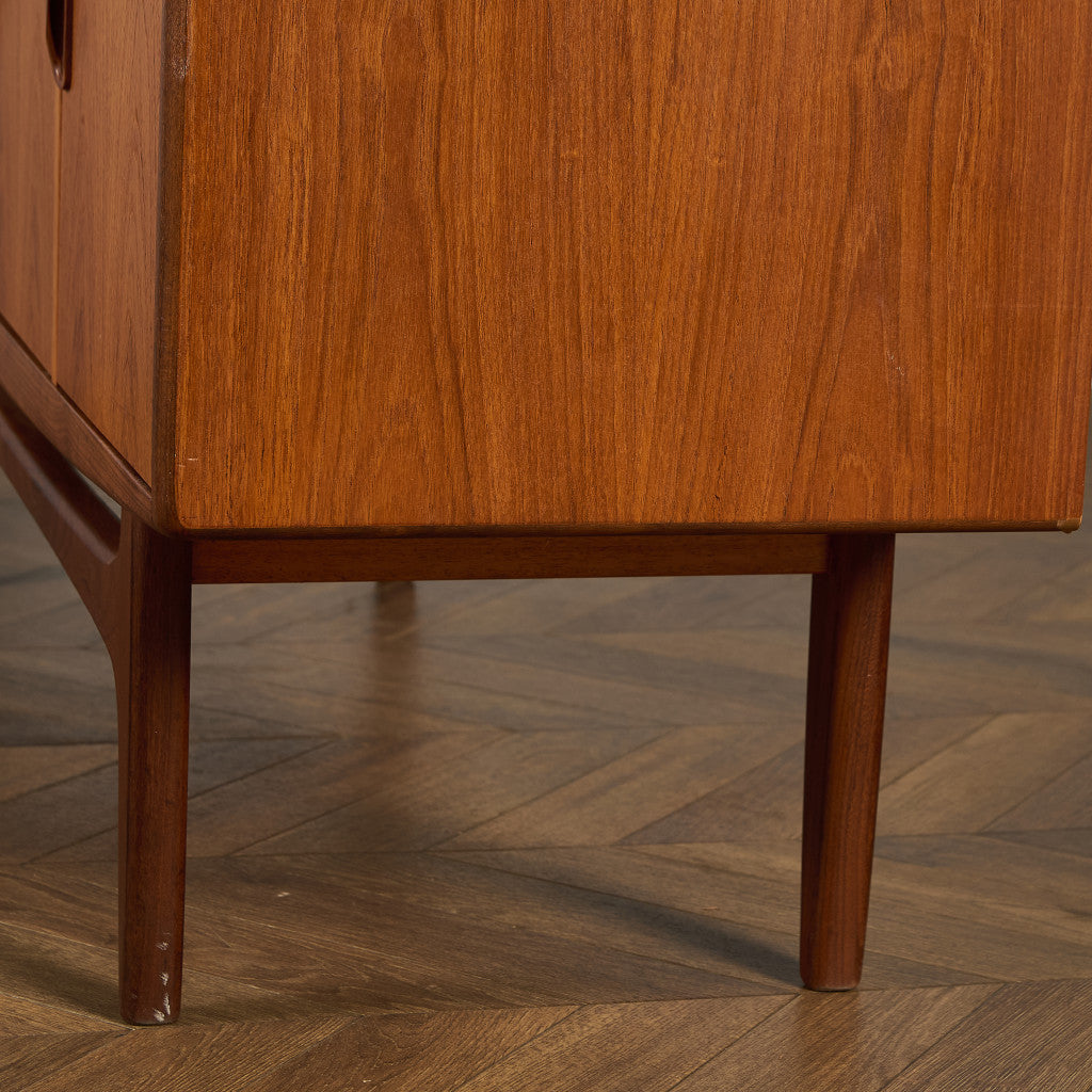 Fresco ヴィンテージ 脚付き サイドボード (4072)