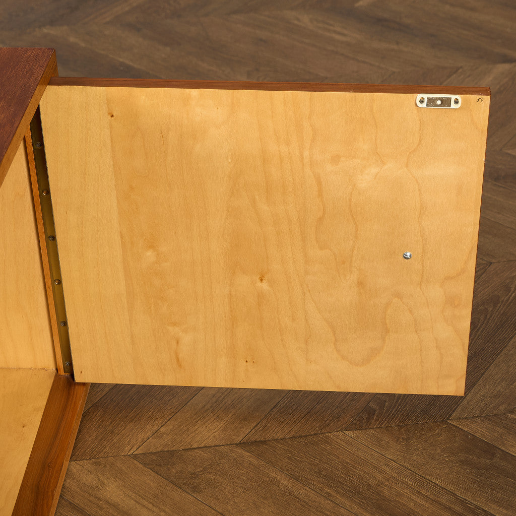 ヨーロッパ ヴィンテージ キャビネット