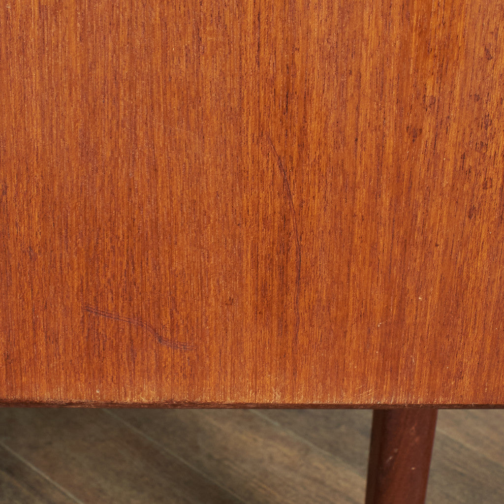 Fresco 脚付きサイドボード (4072)