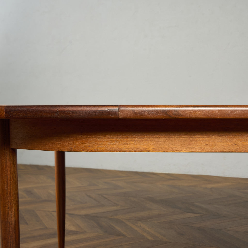 ヴィンテージ エクステンション オーバルダイニングテーブル